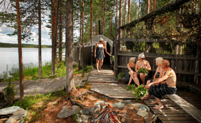 Finland Special Interest Tours sauna bathing by the lake